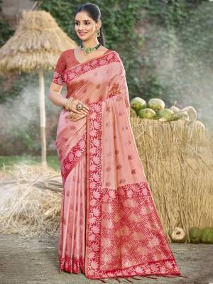 Look Pretty Wearing This Lovely Designer  Saree