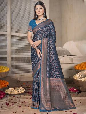 Look Pretty Wearing This Lovely Designer  Saree