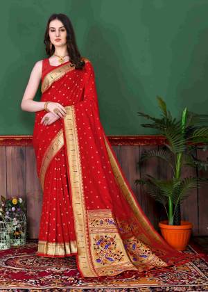 Look Pretty Wearing This Lovely Designer  Saree