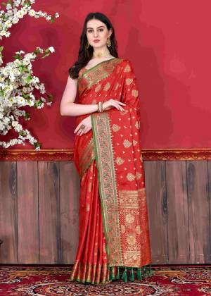 Look Pretty Wearing This Lovely Designer  Saree