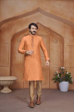 Traditional Wear Readymade Men's Kurta is Here