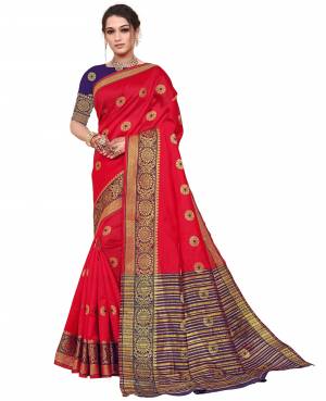 Look Pretty Wearing This Lovely Designer Saree