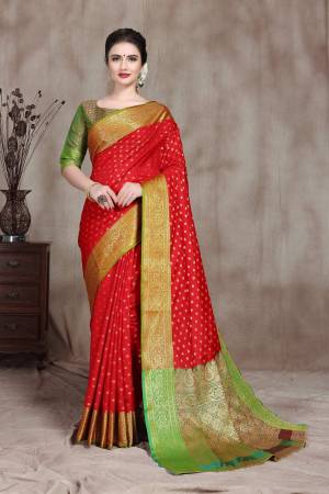 Look Pretty Wearing This Lovely Designer Saree