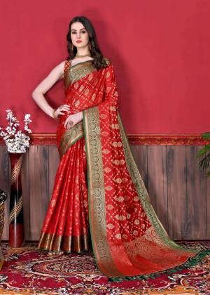 Look Pretty Wearing This Lovely Designer Saree