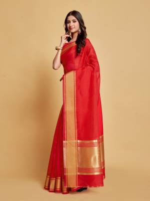 Look Pretty Wearing This Lovely Designer Saree