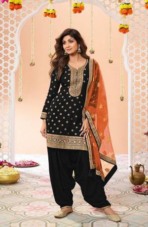 Shine Bright In This Beautiful  Designer  Suit Collection