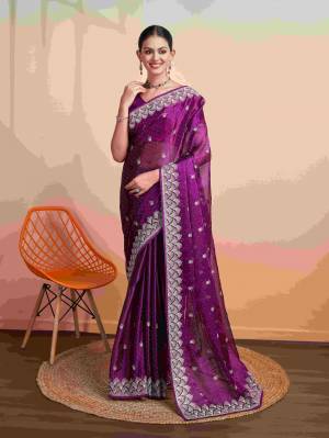 Look Pretty Wearing This Lovely Designer  Saree