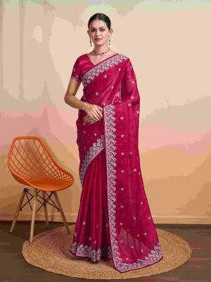Look Pretty Wearing This Lovely Designer  Saree