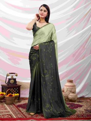 Look Pretty Wearing This Lovely Designer  Saree