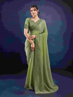 Look Pretty Wearing This Lovely Designer  Saree