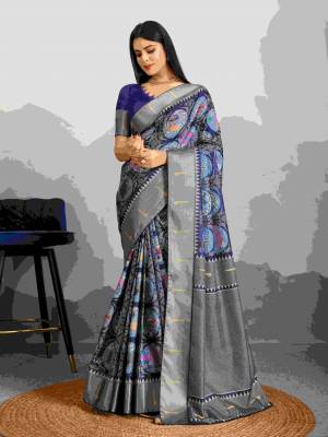 Look Pretty Wearing This Lovely Designer  Saree